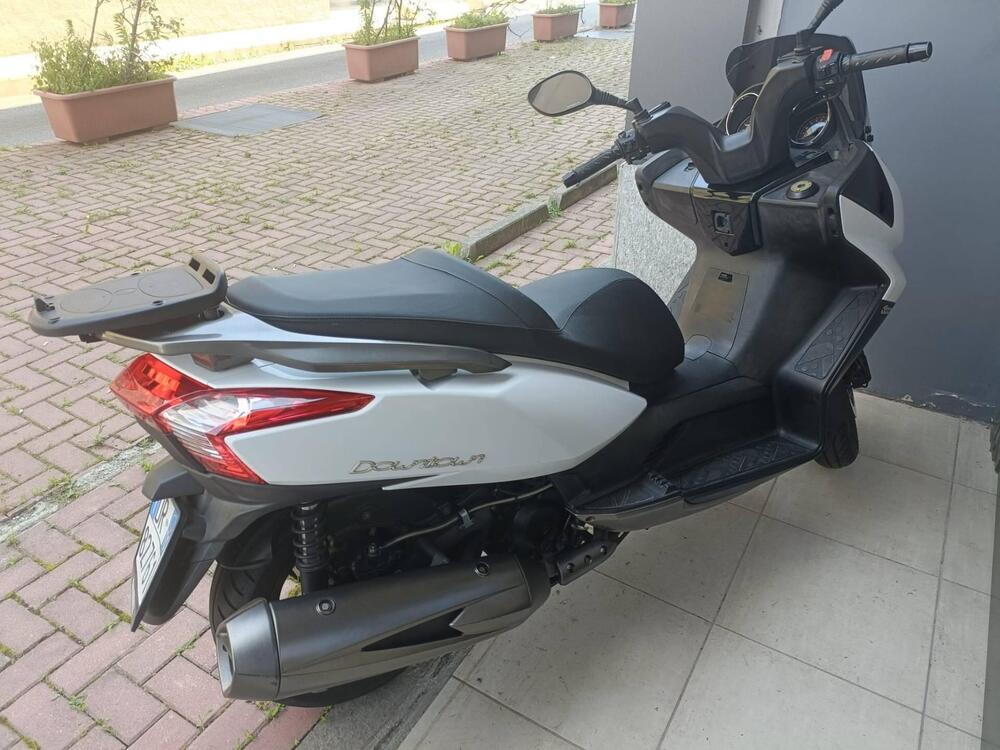 Kymco Downtown 300i ABS (2009 - 17) (4)