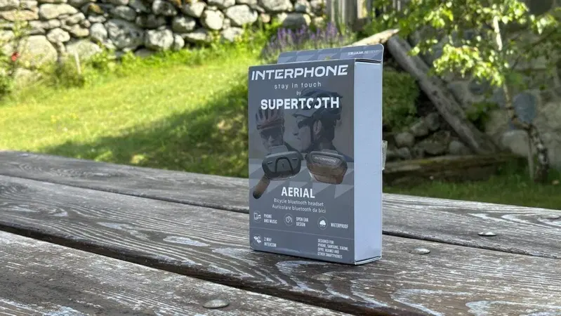 La confezione dell'Interphone Aerial