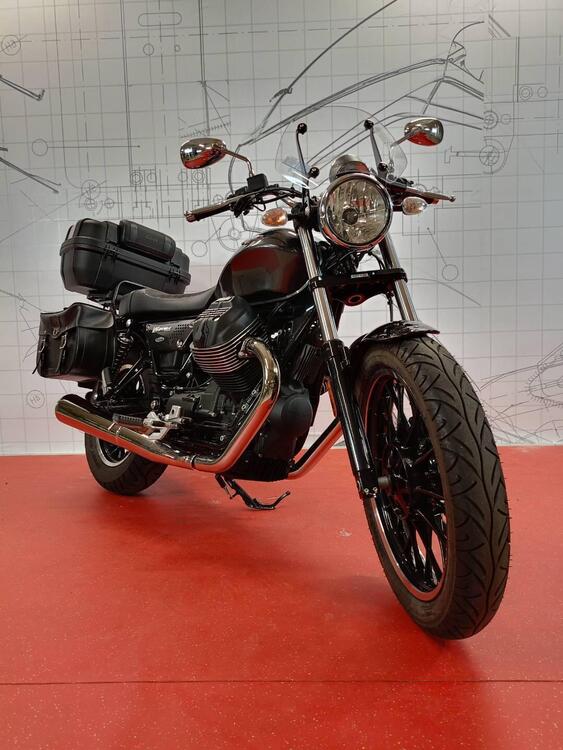 Moto Guzzi V9 Roamer (2018 - 20) (3)