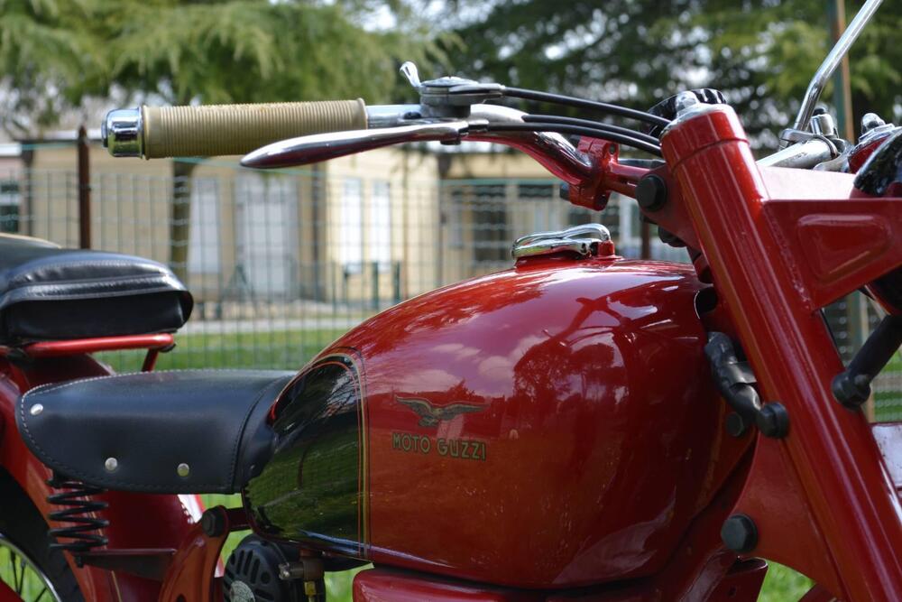 Moto Guzzi Airone 250 Turismo (2)