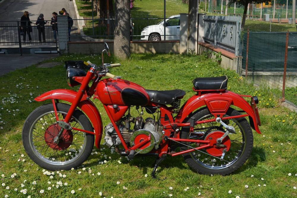 Moto Guzzi Airone 250 Turismo (4)