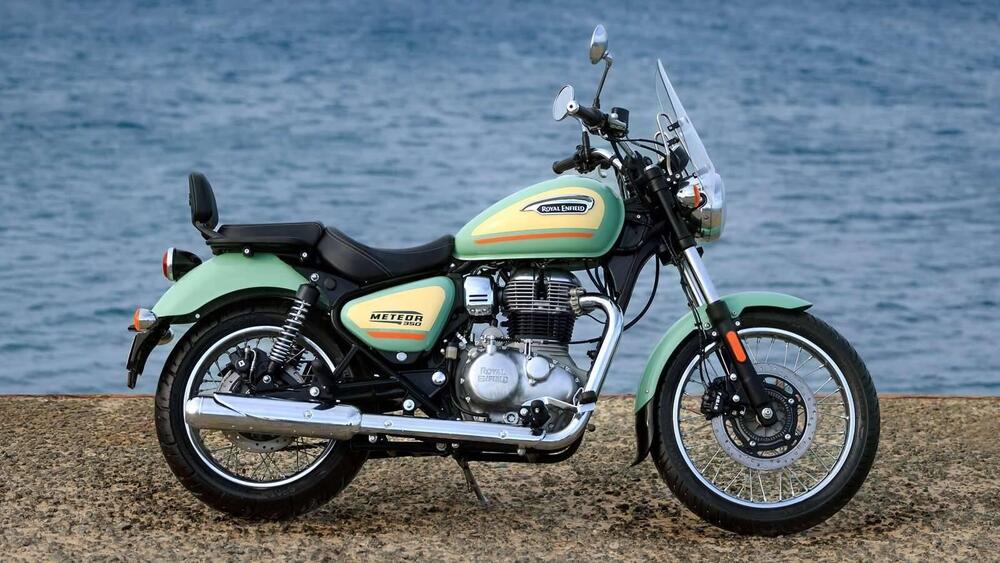 Royal Enfield Meteor 350 Aurora (2024)