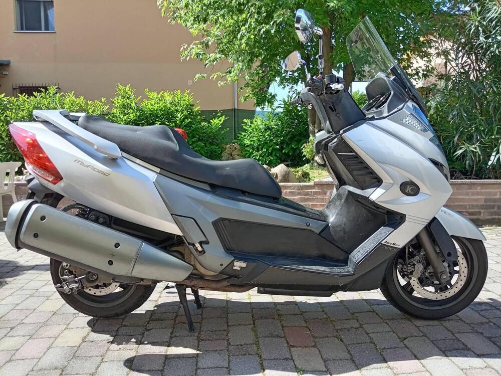 Kymco MyRoad 700i (2012 - 16) (2)