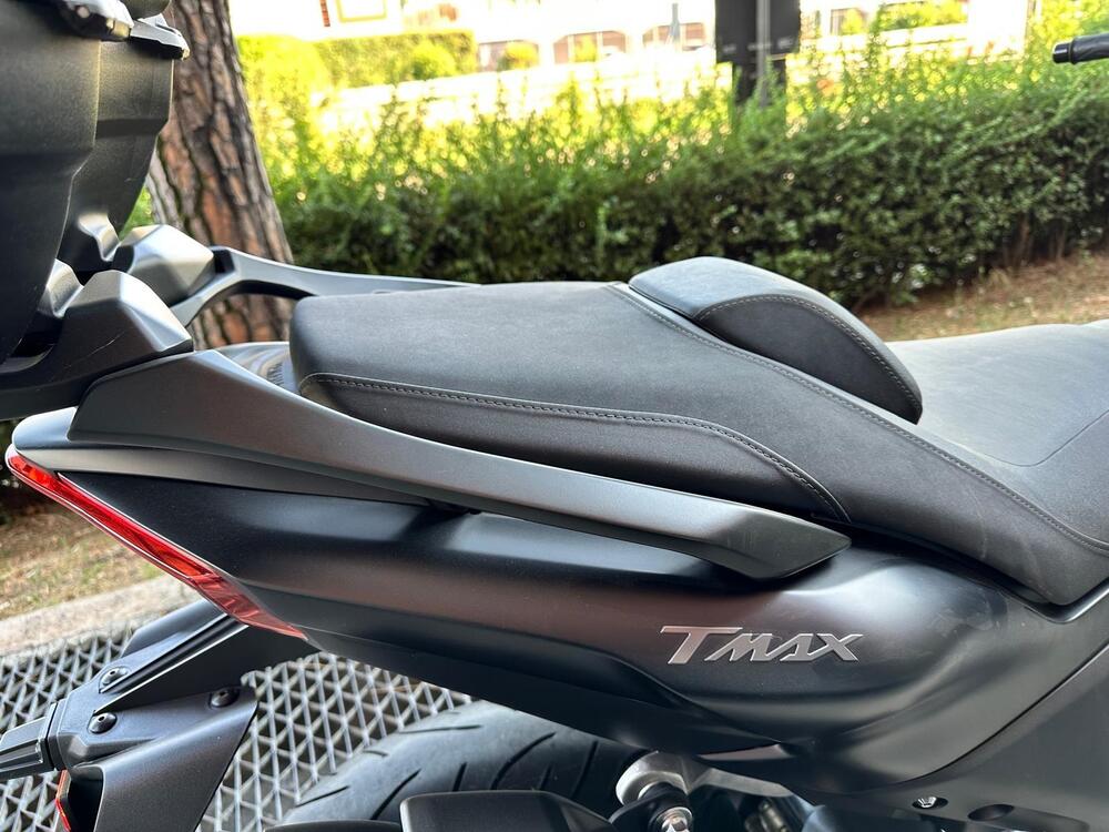 Yamaha T-Max 560 (2022 - 24) (5)