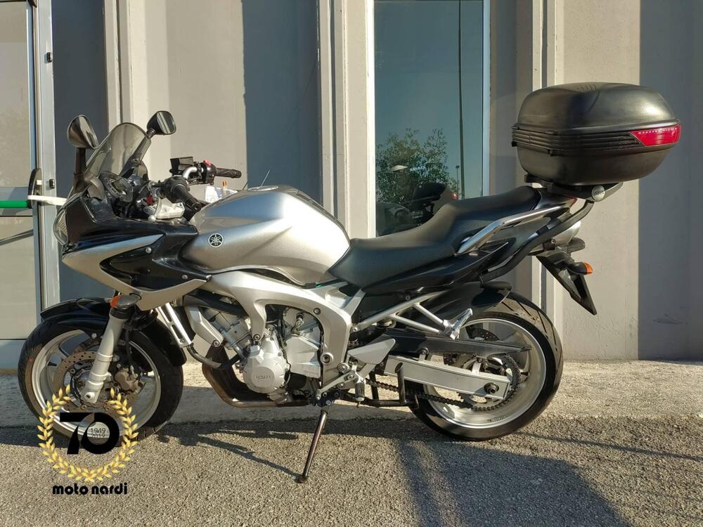 Yamaha FZ6 Fazer (2004 - 07) (3)