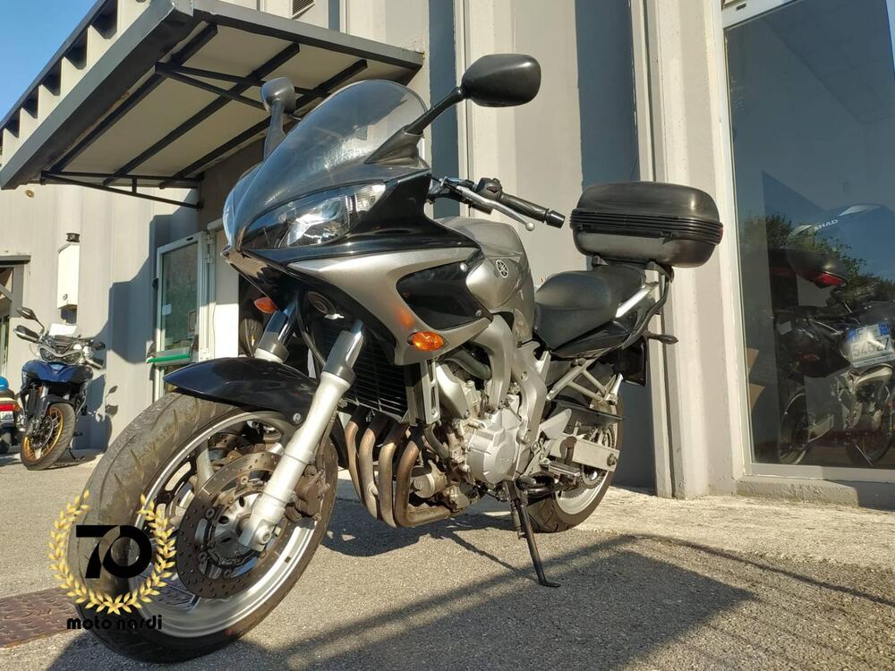 Yamaha FZ6 Fazer (2004 - 07) (4)