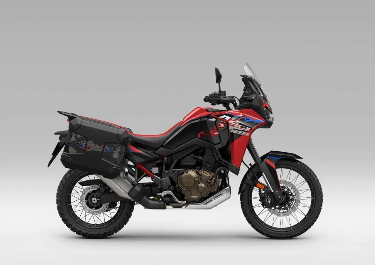 Honda CRF1100L Africa Twin e Adventure Sports: ecco come si aggiorna per il 2025 (43)