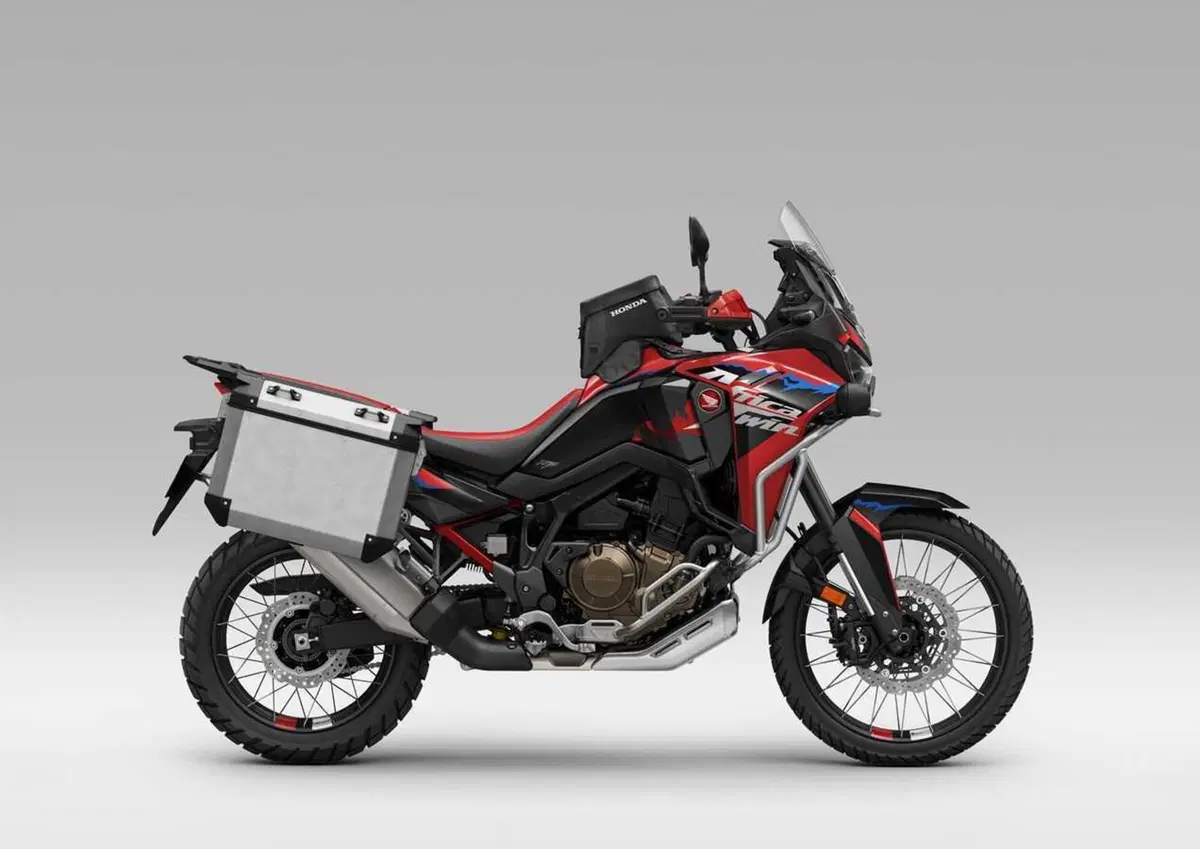 Honda CRF1100L Africa Twin e Adventure Sports: ecco come si aggiorna per il 2025 (45)
