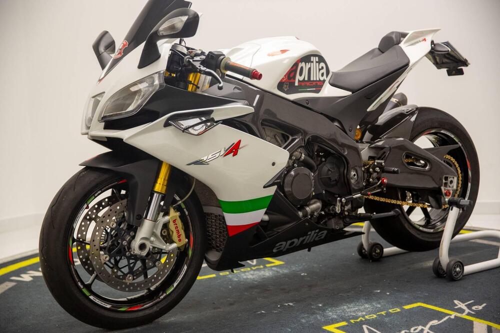 Aprilia RSV4 R (2009 - 12) (3)