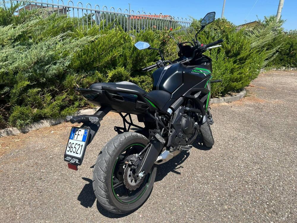 Kawasaki Versys 650 (2021 - 25) (2)