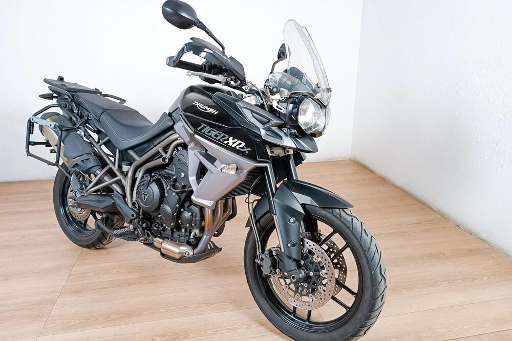 Triumph Tiger 800 XRx (2015 - 17) (2)