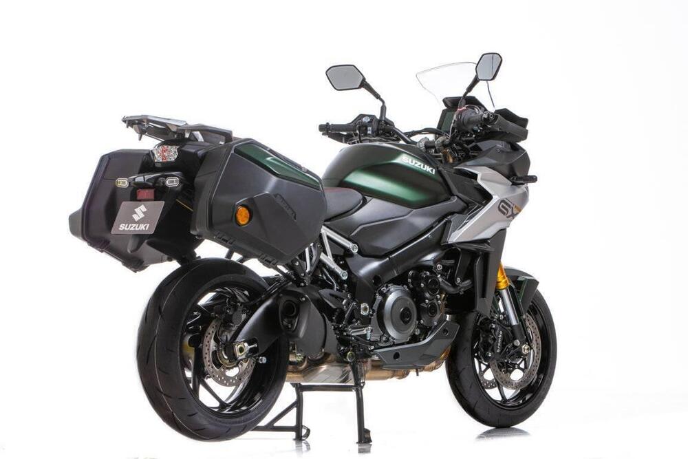 Suzuki GSX-S1000GX Touring (2024) (5)