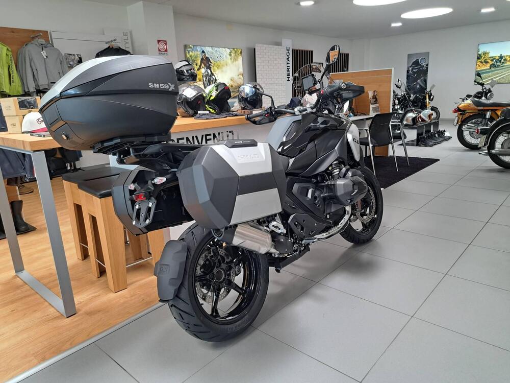 Bmw R 1300 GS Triple Black (2023 - 24) (3)