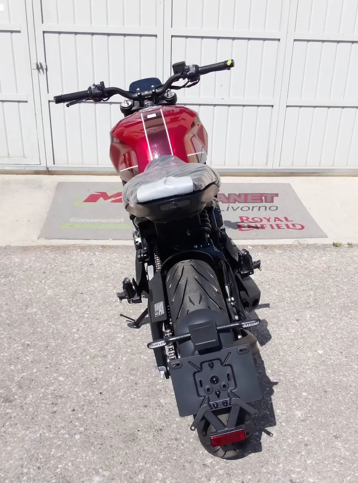 Moto Morini SEIEMMEZZO STR (2022 - 26) (6)