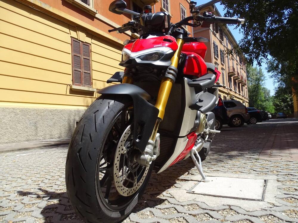 Ducati Streetfighter V4 1100 S (2021 - 22) (5)