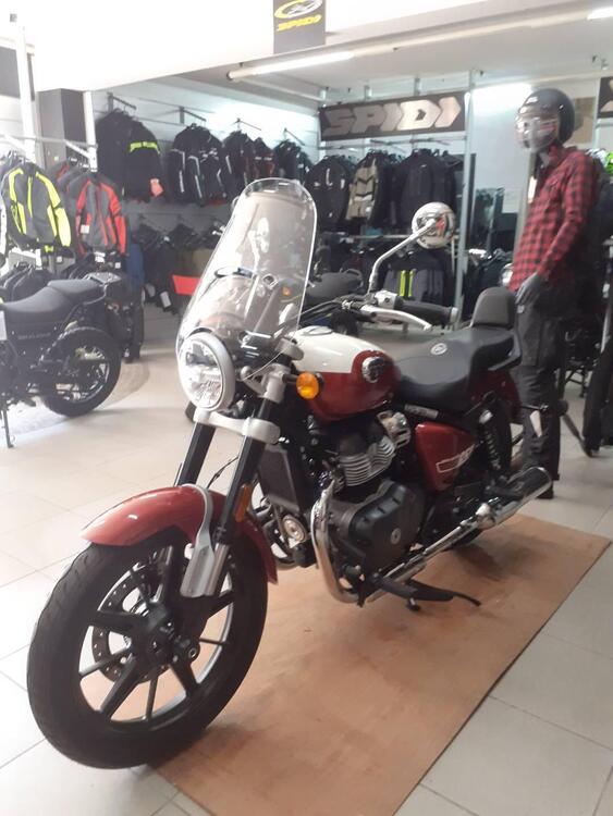 Royal Enfield Super Meteor 650 (2023 - 24) (2)