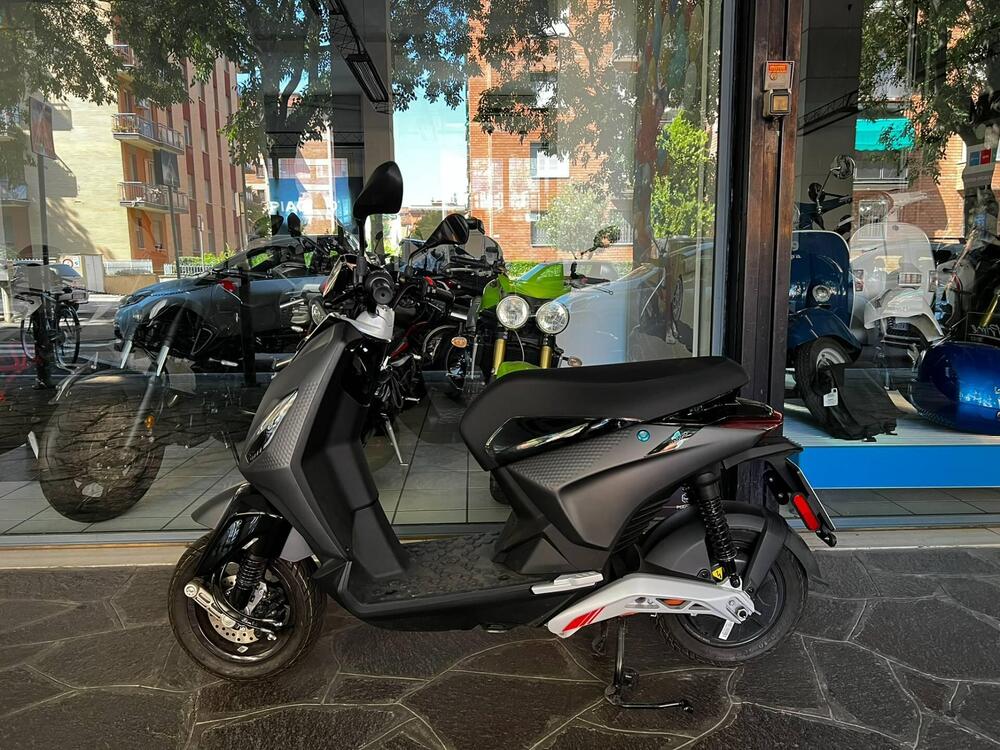 Piaggio 1 Active (2022 - 24)