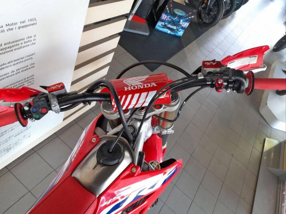 Honda CRF 450 R (2022) (3)