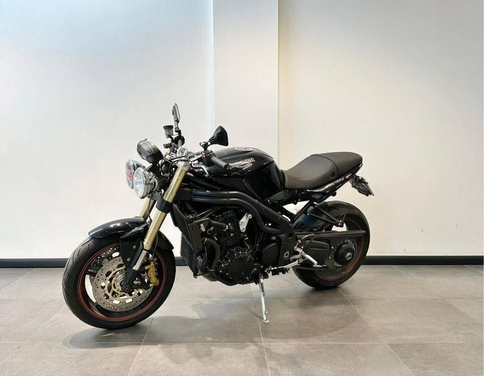 Triumph Speed Triple 1050 (2005 - 11) (4)