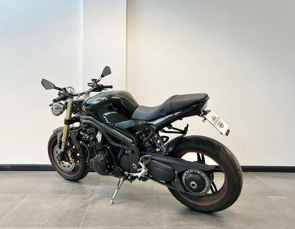 Triumph Speed Triple 1050 (2005 - 11) (3)