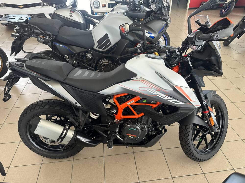 KTM 390 Adventure (2022 - 24) (2)