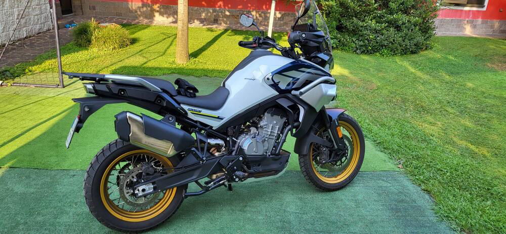 CFMOTO 800MT Explorer (2023 - 24) (2)