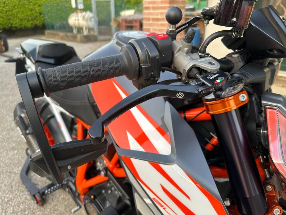 KTM 1290 Super Duke R ABS (2017 - 18) (3)