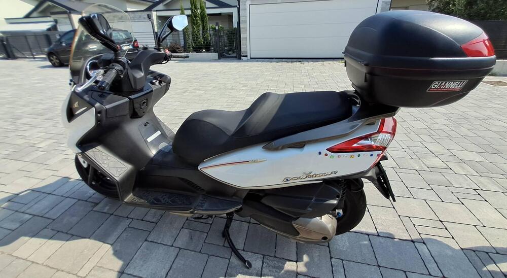 Kymco Downtown 300i ABS (2009 - 17) (4)