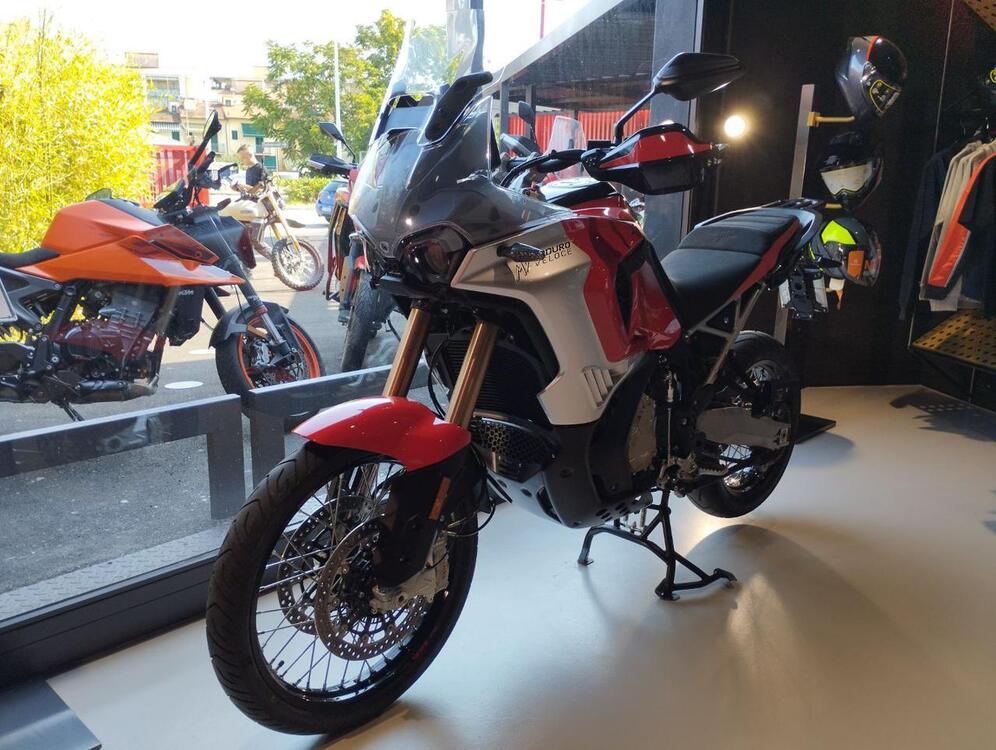 MV Agusta LXP Enduro Veloce (2024)