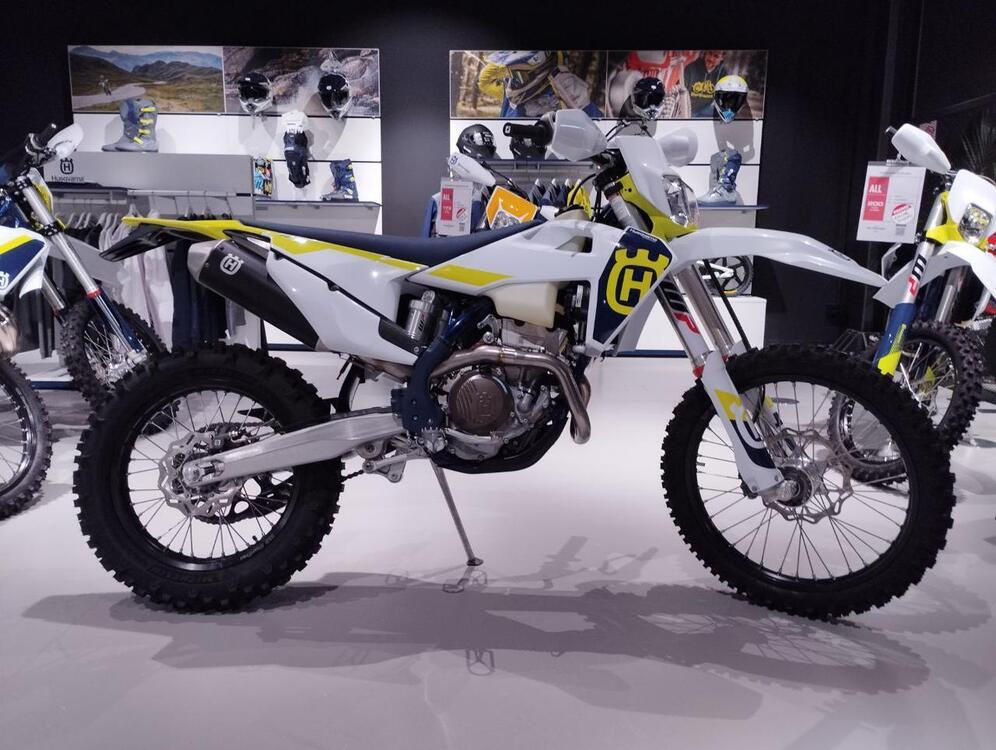 Husqvarna FE 350 (2023) (2)