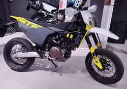 Husqvarna 701 Supermoto (2023 - 24) nuova