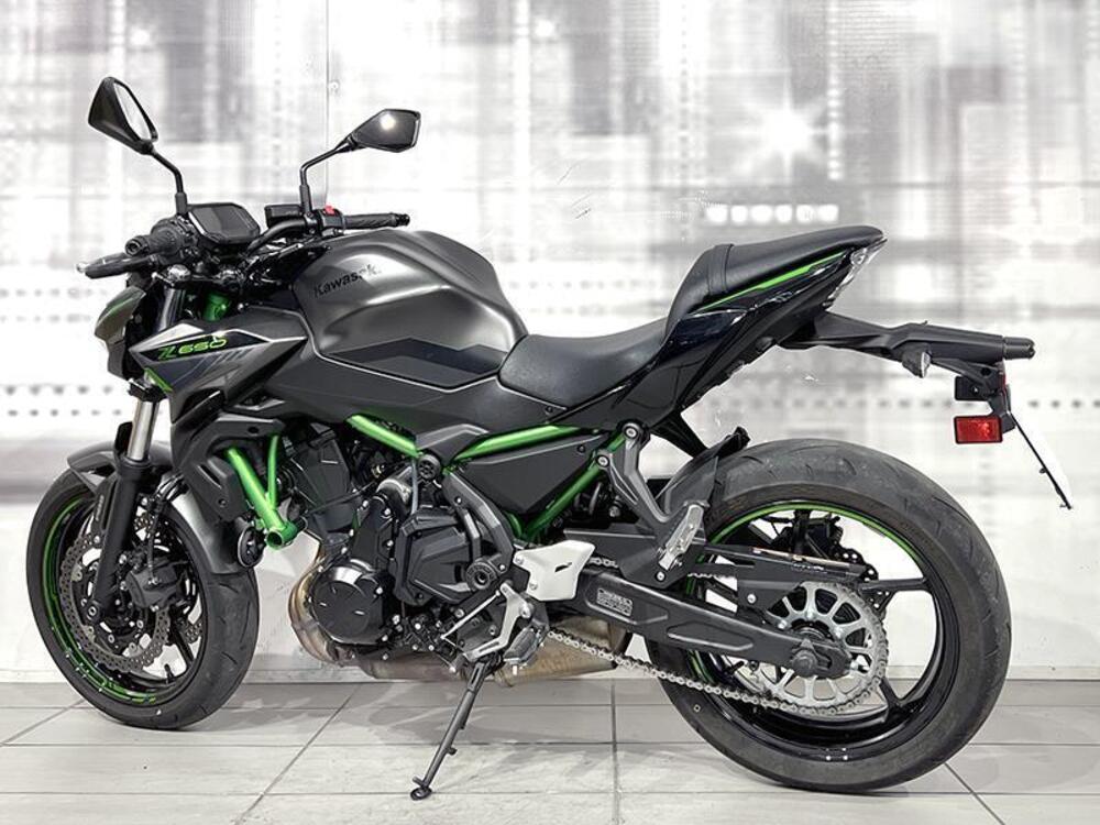 Kawasaki Z 650 (2021 - 25) (2)