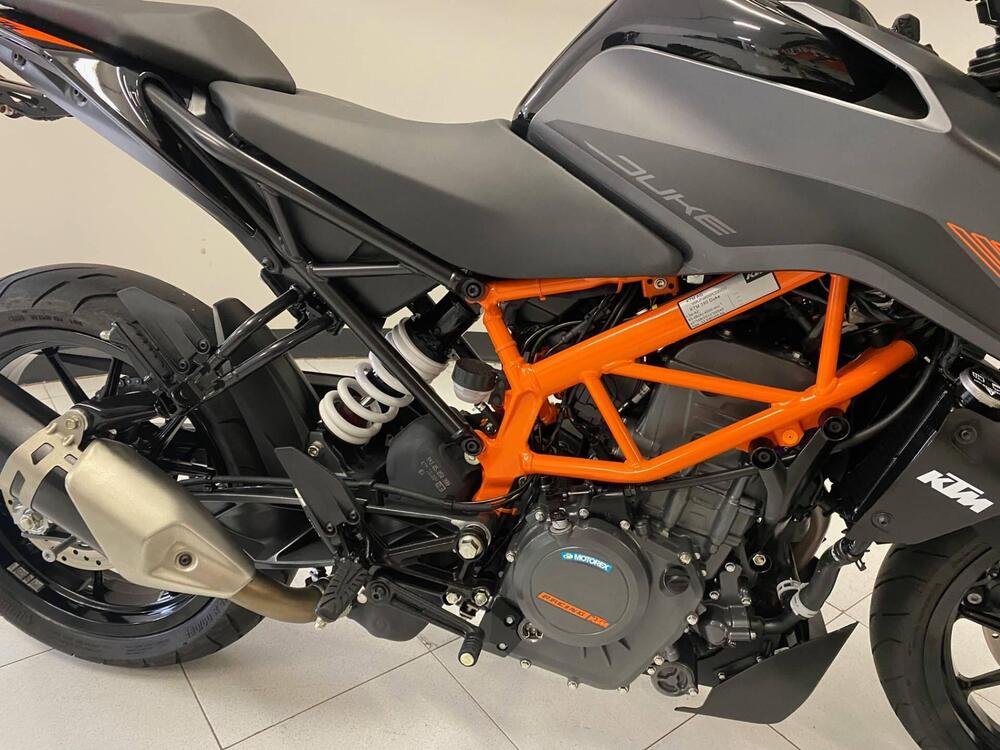 KTM 390 Duke (2021 - 23) (3)