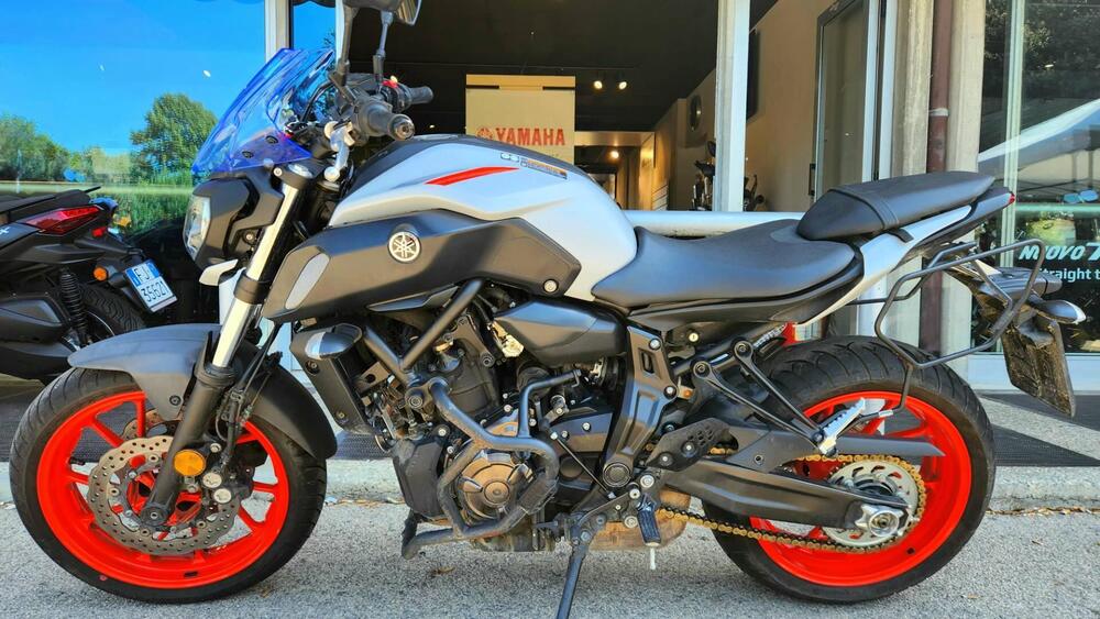 Yamaha MT-07 (2018 - 20) (2)