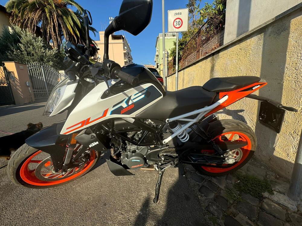 KTM 125 Duke (2021 - 23) (2)