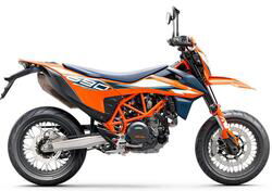 KTM 690 SMC R (2023 - 24) usata