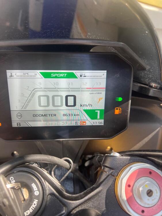 Aprilia Tuono 1100 V4 (2021 - 24) (3)