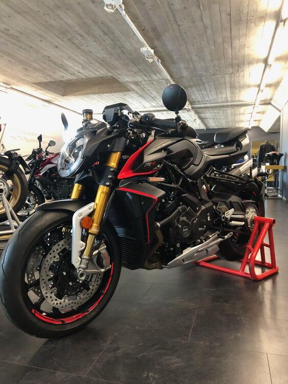 MV Agusta Brutale 1000 RR (2021 - 24) (4)