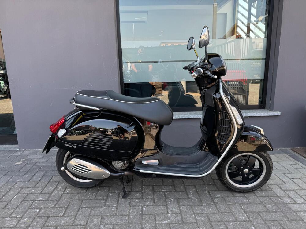 Vespa GTS 300 Super ABS (2014 - 16)