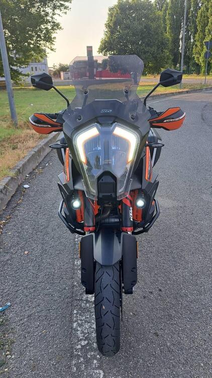 KTM 1290 Super Adventure S (2021) (4)