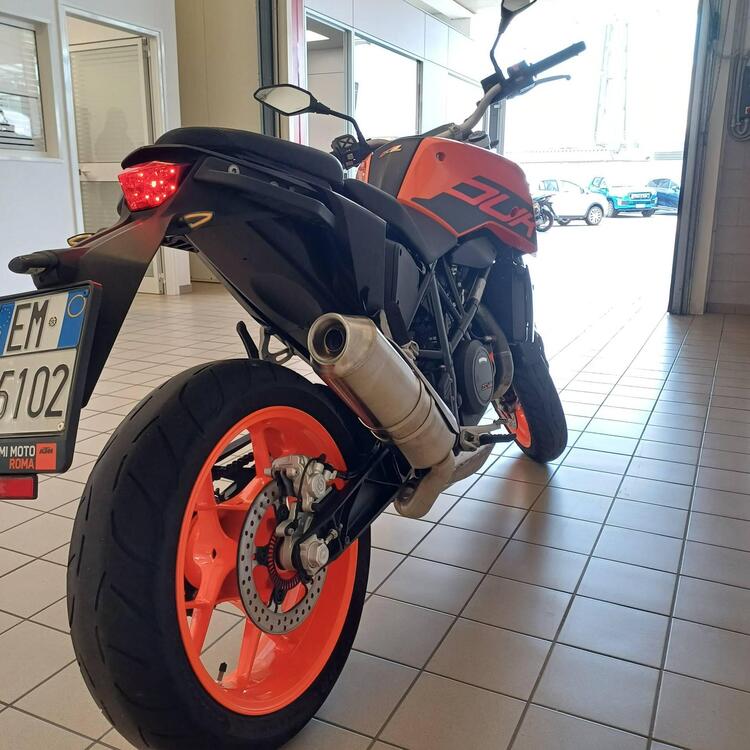 KTM 690 Duke R (2016 -17) (2)