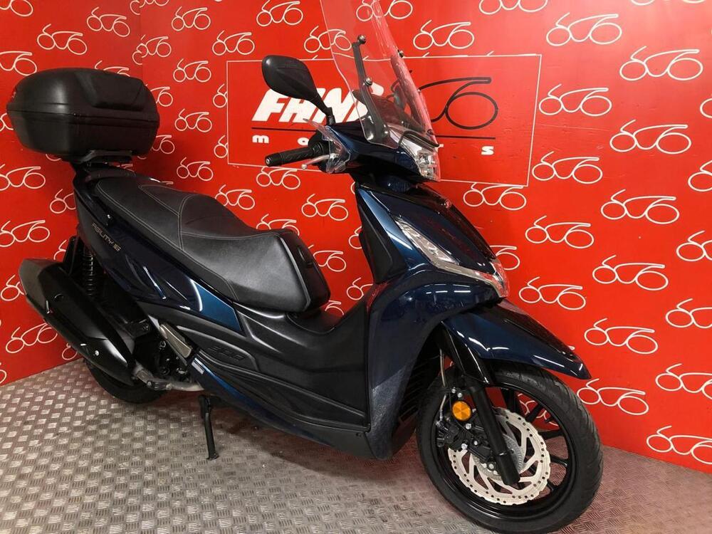 Kymco Agility 300i (2021 - 24) (2)