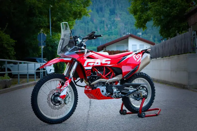GASGAS ES 700 (2022 - 26) (4)