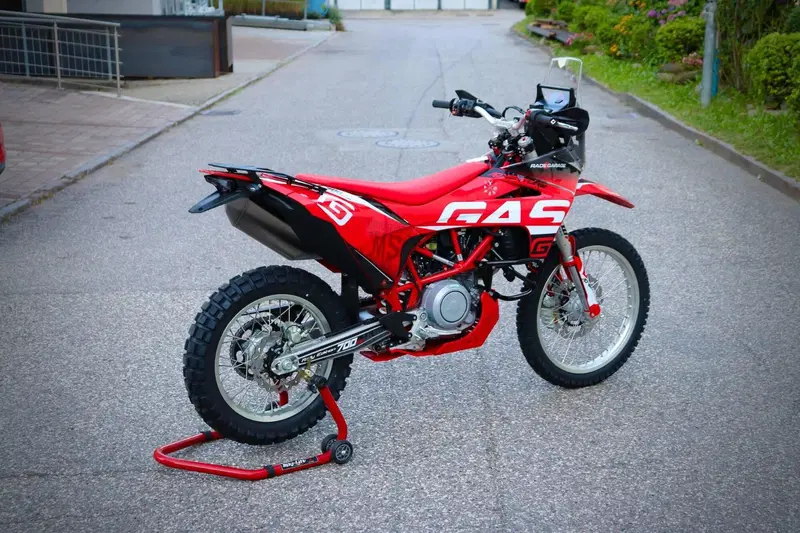 GASGAS ES 700 (2022 - 26) (3)
