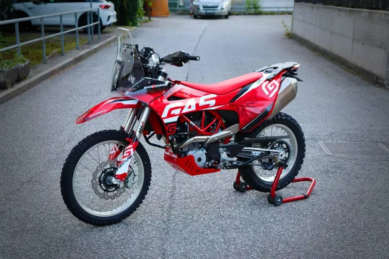 GASGAS ES 700 (2022 - 26) (5)
