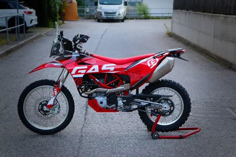 GASGAS ES 700 (2022 - 26) (7)