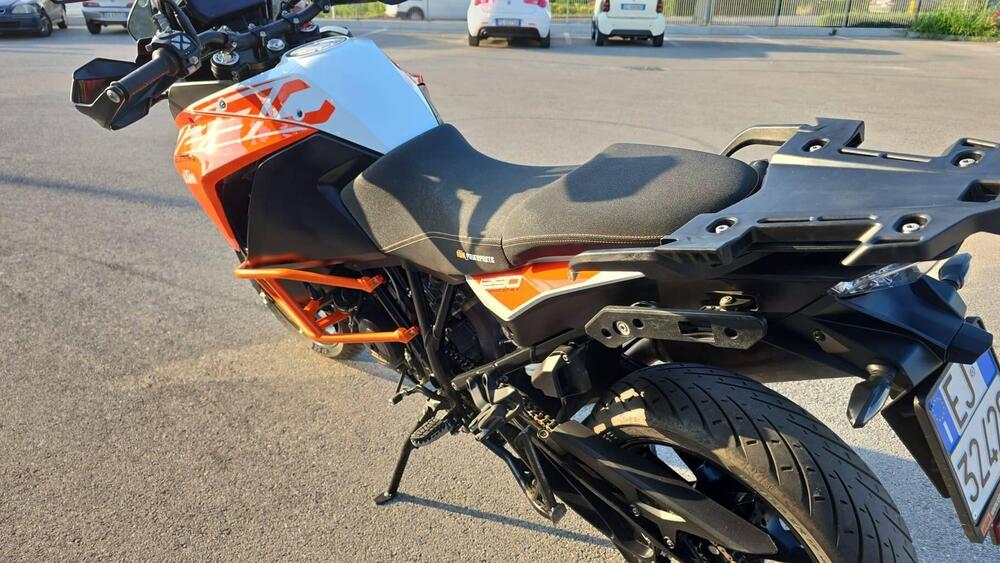 KTM 1290 Super Adventure S (2017 - 20) (3)