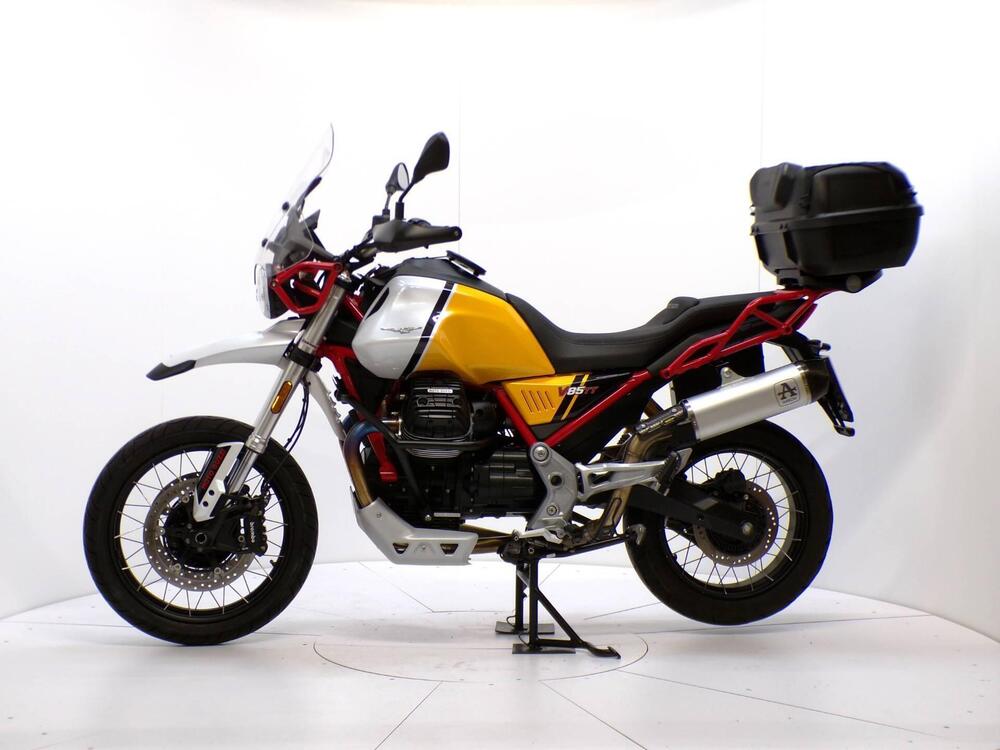 Moto Guzzi V85 TT (2021 - 23) (4)