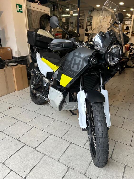 Husqvarna Norden 901 (2022 - 24)