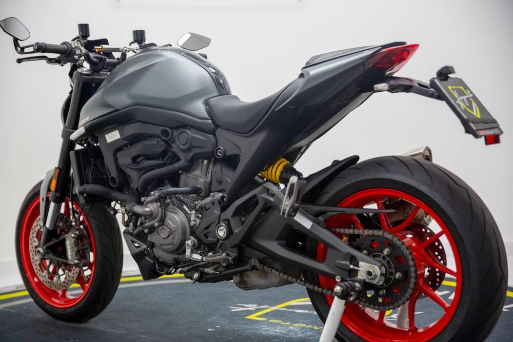 Ducati Monster 937 + (2021 - 24) (5)